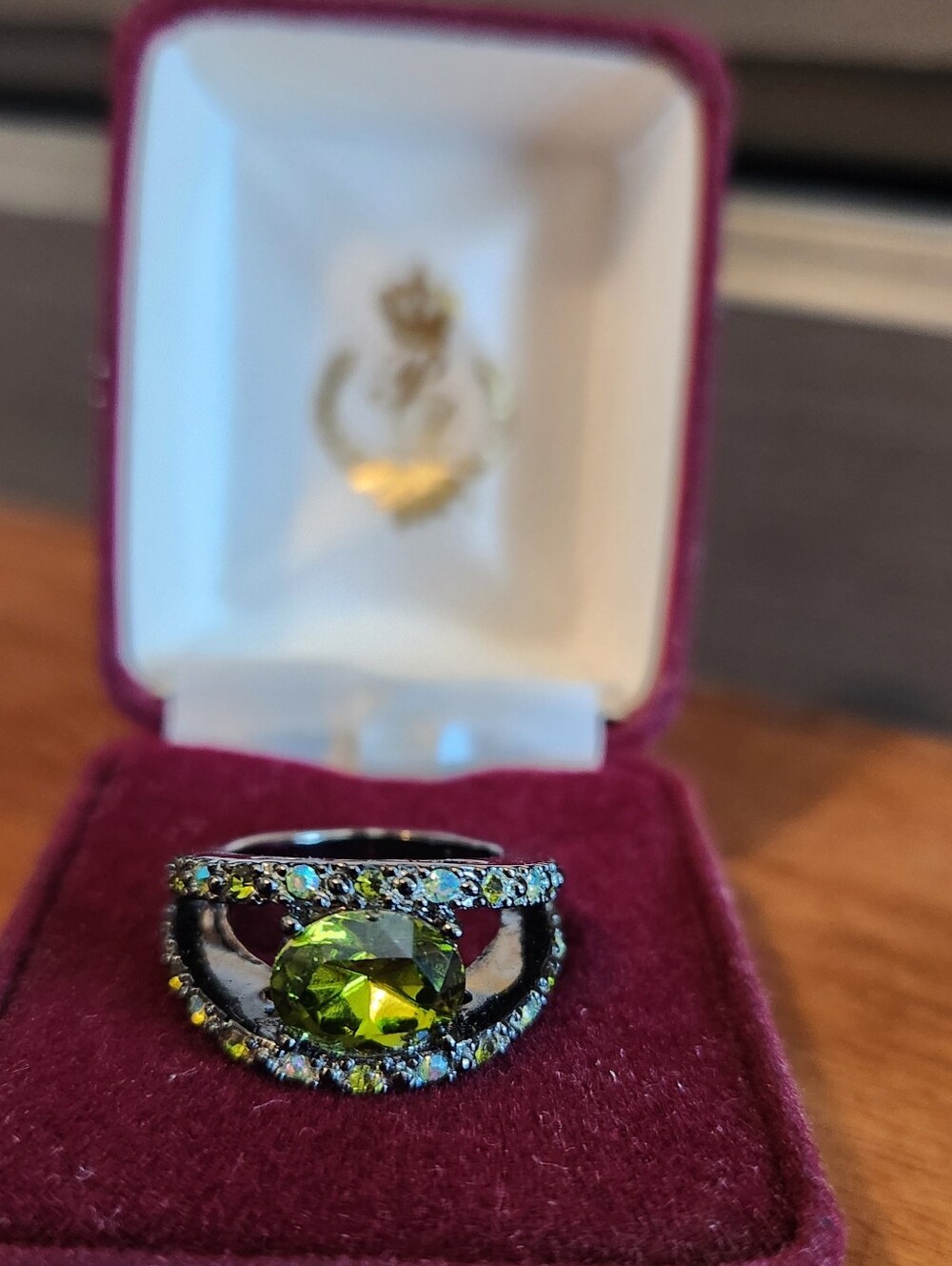 Premier Jewelry Faux Paridot Designer Ring Size 6